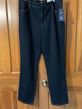NWT Charter Club (Macy’s) Women’s Jeans in Raw Indigo Wash, Sz 18 Tummy Slimming